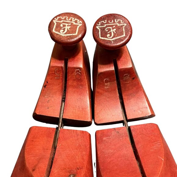 Vintage Florsheim Wooden Shoe Tree Insert Stretcher Red - Picture 3 of 6